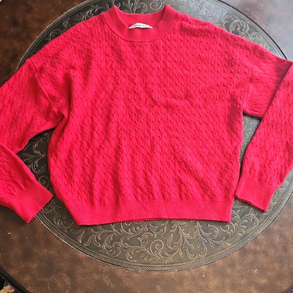 Red Textured Sweater Sz Med